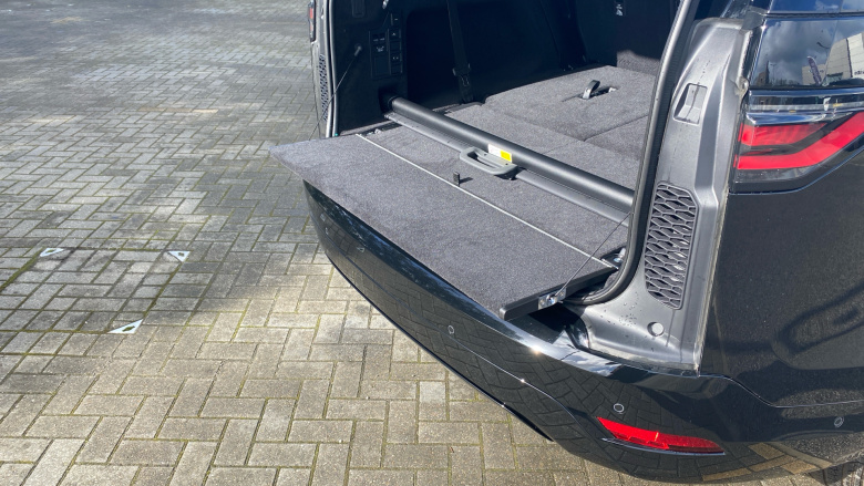 Land Rover Discovery 3.0 D350 Dynamic SE 5dr Auto Diesel Station Wagon